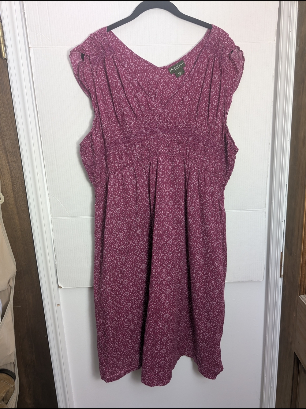 Eddie Bauer Berry Geometric Floral Sleeveless V-Neck Dress XXL